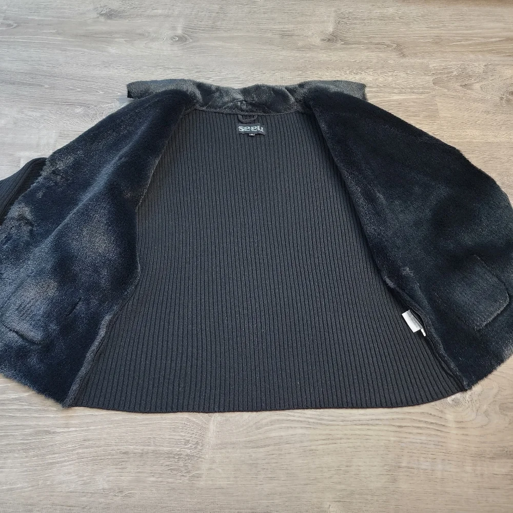 SEEU Black Ribbed Knit Faux Fur Button Down Sweater Jacket - Picture 13 of 16